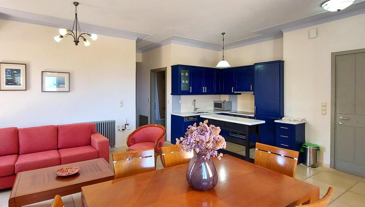 Thealia Apartment Karefiliana Luaran gambar